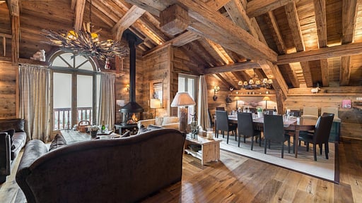 Chalet Les 3 Soeurs Dining area