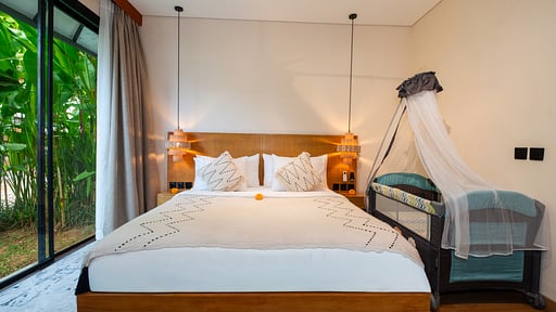 Lexington Palace Villa Bedroom 2