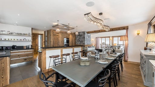 Chalet Libellule Dining area