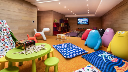 Chalet Licorne Media room 1
