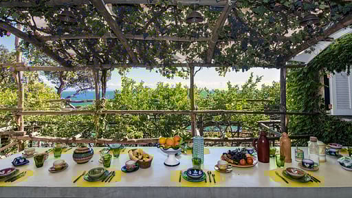 Limonaia Villa Dining area