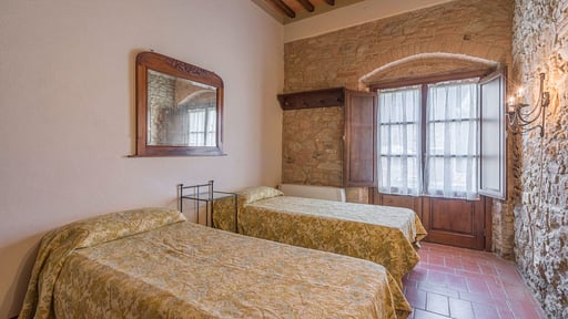 Linari Apartment Bedroom 2