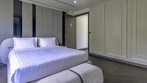 Lion Villa Bedroom 5