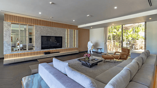 Lion Villa Living room