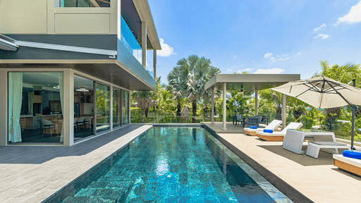 Lion Villa Swimming pool