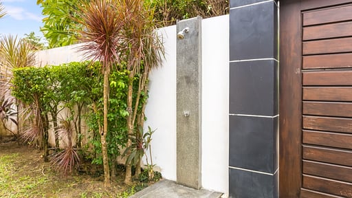 Lipa Talay Jed Others