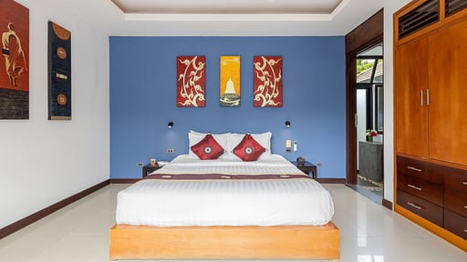 Lipa Talay Jed Bedroom 1