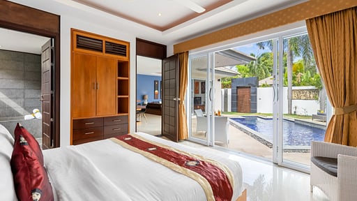 Lipa Talay Jed Bedroom 1