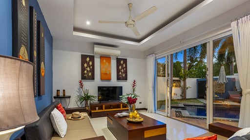 Lipa Talay Jed Living room