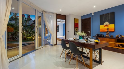 Lipa Talay Jed Dining area