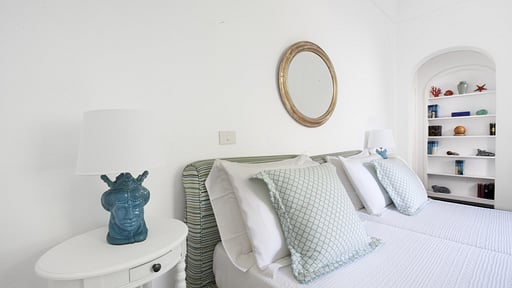 Villa Lo Scoglio Bedroom 4