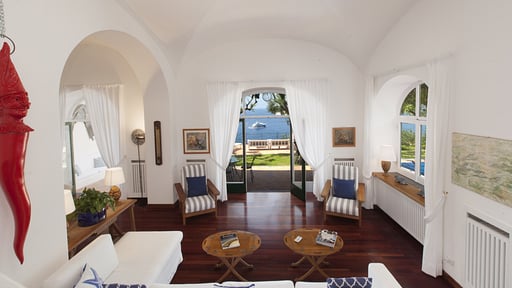 Villa Lo Scoglio Living room