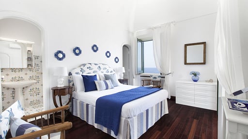 Villa Lo Scoglio Bedroom 2