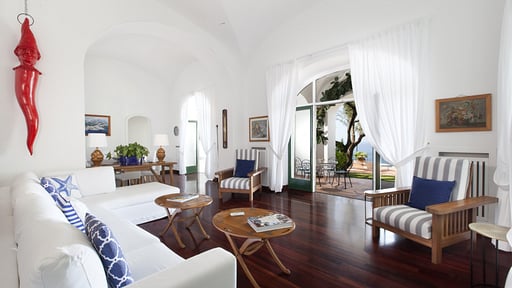 Villa Lo Scoglio Living room