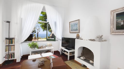 Villa Lo Scoglio Living room