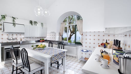 Villa Lo Scoglio Kitchen