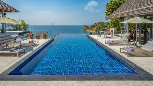 Villa Lomchoy Swimming pool