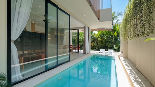 Loona Palm Seseh Estate Swimming pool 2