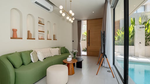 Loona Palm Seseh 1 Living room