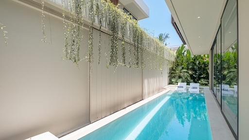 Loona Palm Seseh 1 Swimming pool