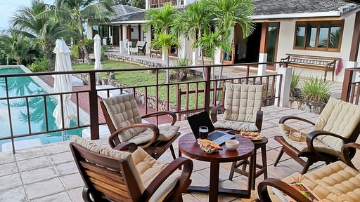 Lord Jim Retreat Villa Terrace/Veranda