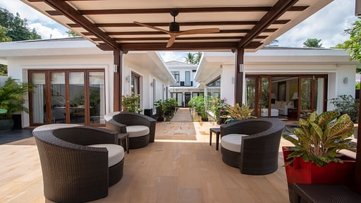 Lotus Beach Villa Терраса/веранда