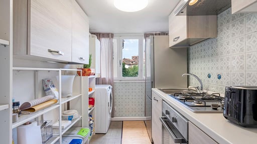 Lucca Old Town Apartment Cucina