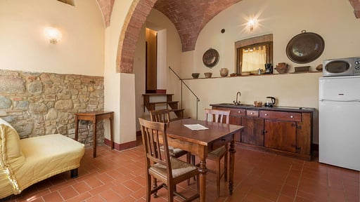 Luiano Apartment Dining area