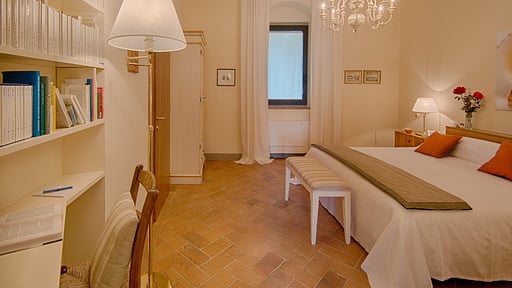 Luxury Chianti Two Bedroom 1