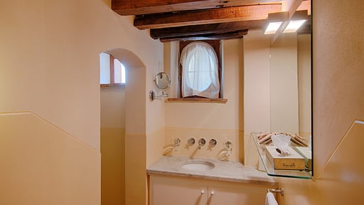 Luxury Chianti Two Bedroom 1