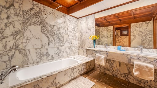 Luxury Villa El Vila Bedroom 1