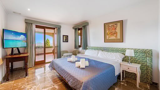 Luxury Villa El Vila Bedroom 2