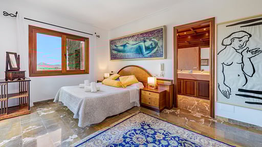 Luxury Villa El Vila Bedroom 3