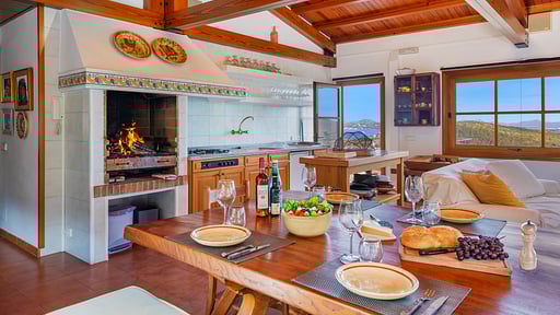 Luxury Villa El Vila Dining area