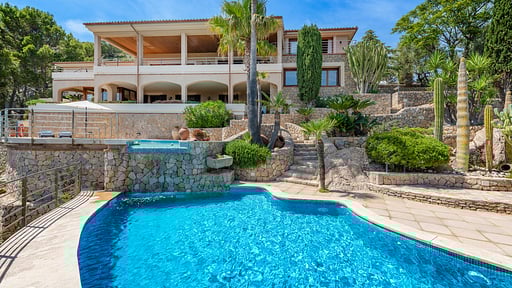 Luxury Villa El Vila Swimming pool