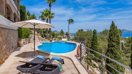 Luxury Villa El Vila Swimming pool