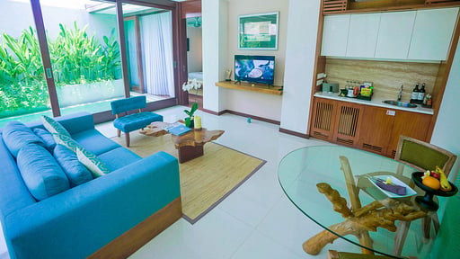 Maca Villa Deluxe Seminyak Living room