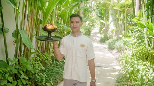 Maca Villa Pool Seminyak Villa staff