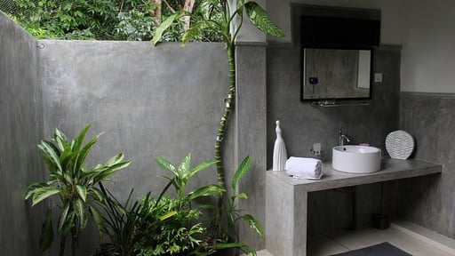 Madampe House Bedroom 1