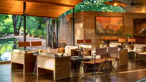 Maia Premium Chalet Обеденная зона