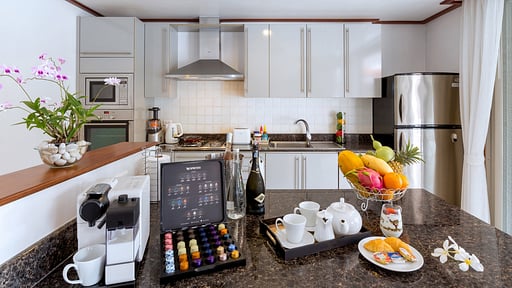 Makata Villa 1 Kitchen