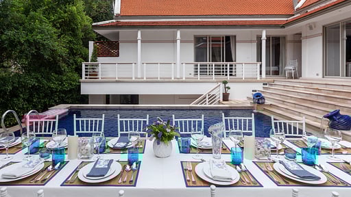 Makata Villa 1 Dining area