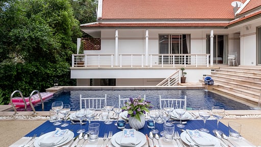 Makata Villa 1 Dining area