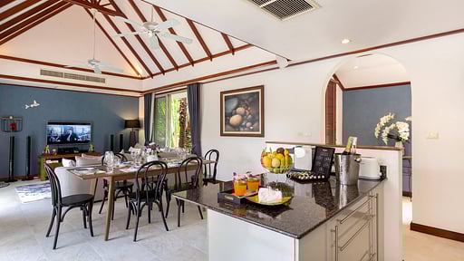 Makata Villa 1 Kitchen