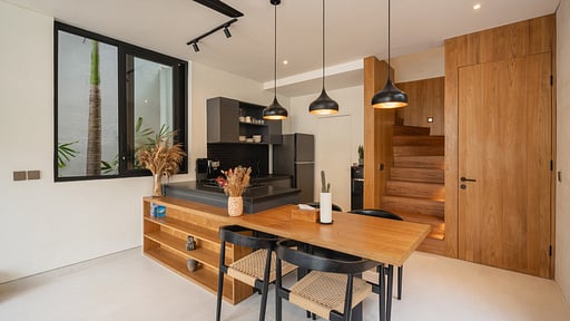Makia Loft Kitchen