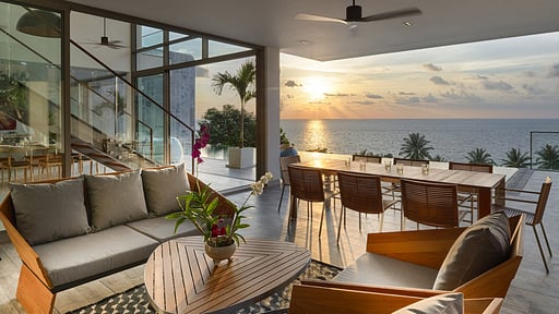 Malaiwana Duplex Living room