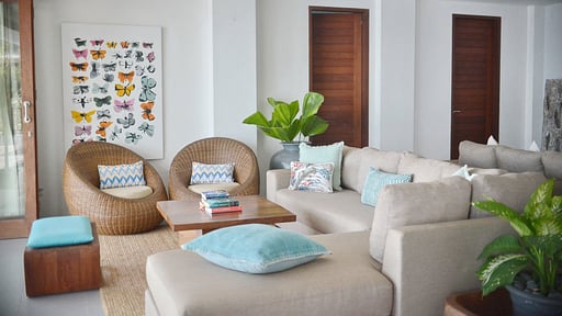 Malimbu Cliff Villa Living room