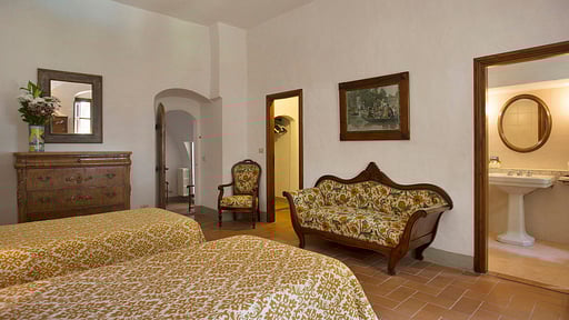 Villa Malmantile Bedroom 1