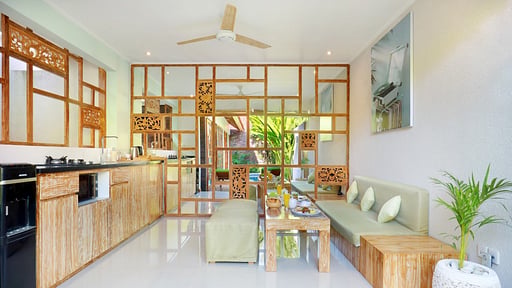 Manca Royal Villa One Dining area