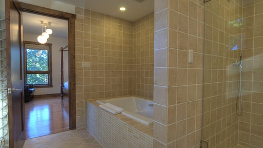 Mangetsu Lodge Bedroom 2